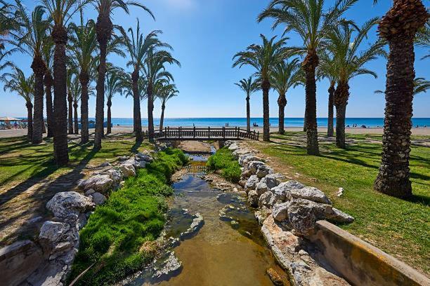 Apartamento Carole Playa Bajondillo Torremolinos Beach - Playa A 30 Segundos - Wifi - Parking - Terraza Apartment Bagian luar foto